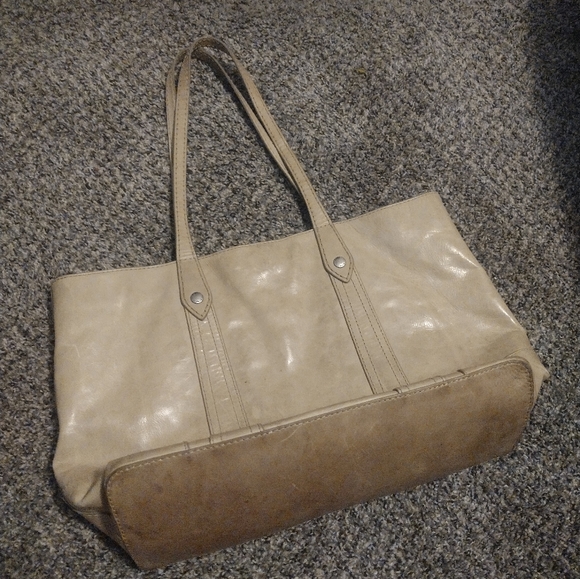 Frye Melissa Shopper Beige Leather Tote Bag - Picture 4 of 8